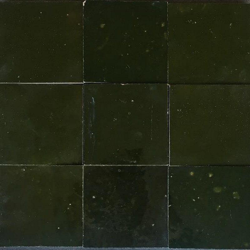 ZE0044 ZE0044